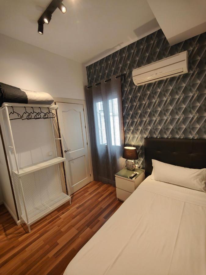 Single Rooms Madrid Exterior photo